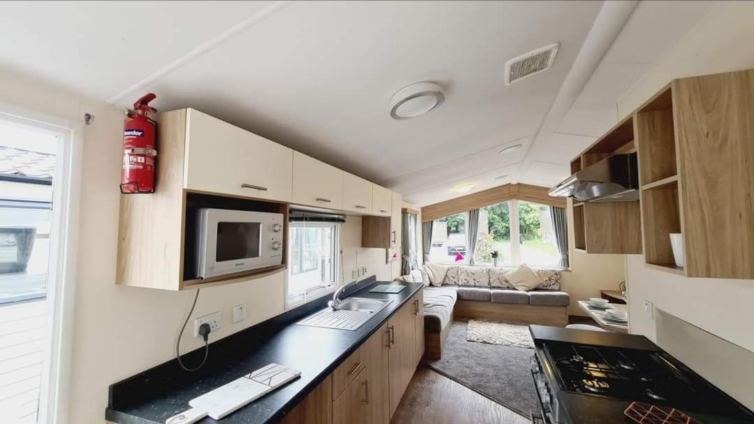 Tunstall View Caravan Holidays At Sand Le Mere Екстериор снимка